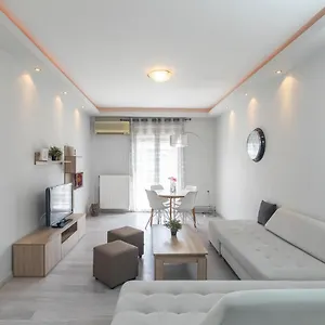Houseloft Commercial Central Daire Selanik